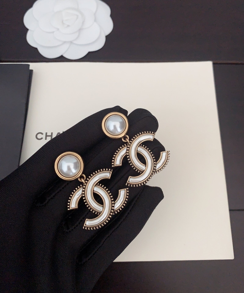 Ch**el earrings